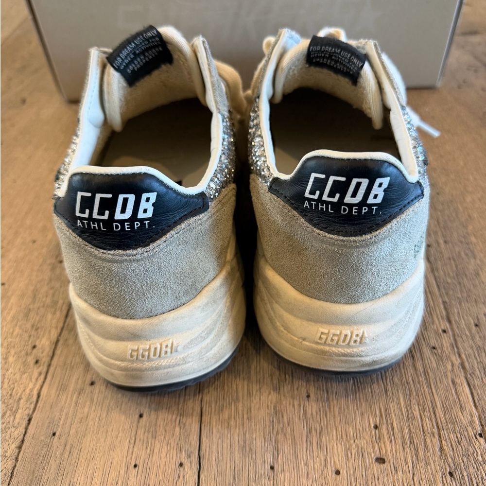 Golden Goose Running Sole taupe suede and silver glitter - Picture 5 of 8
